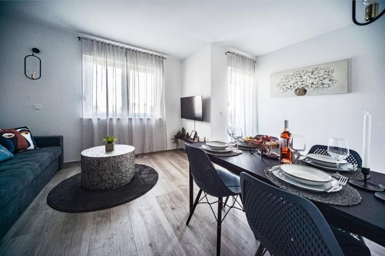 Cube Residence Kaštela 外观 照片