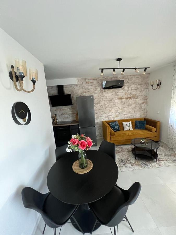 Cube Residence Kaštela 外观 照片